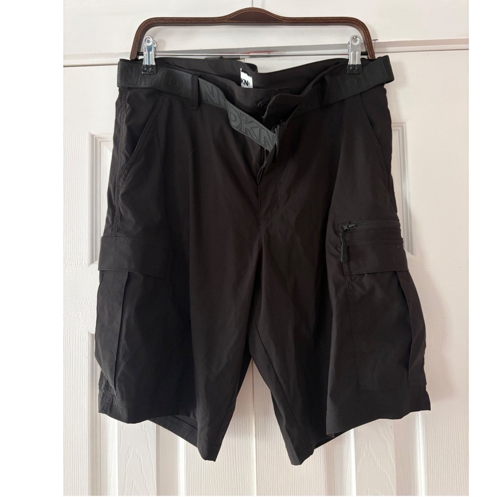 DKNY Mens Cargo Shorts Black Stretch Utility Tech Belted Size 36 RN160479